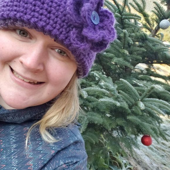 Meet your Posher, Taylor - Picture 1 of 1